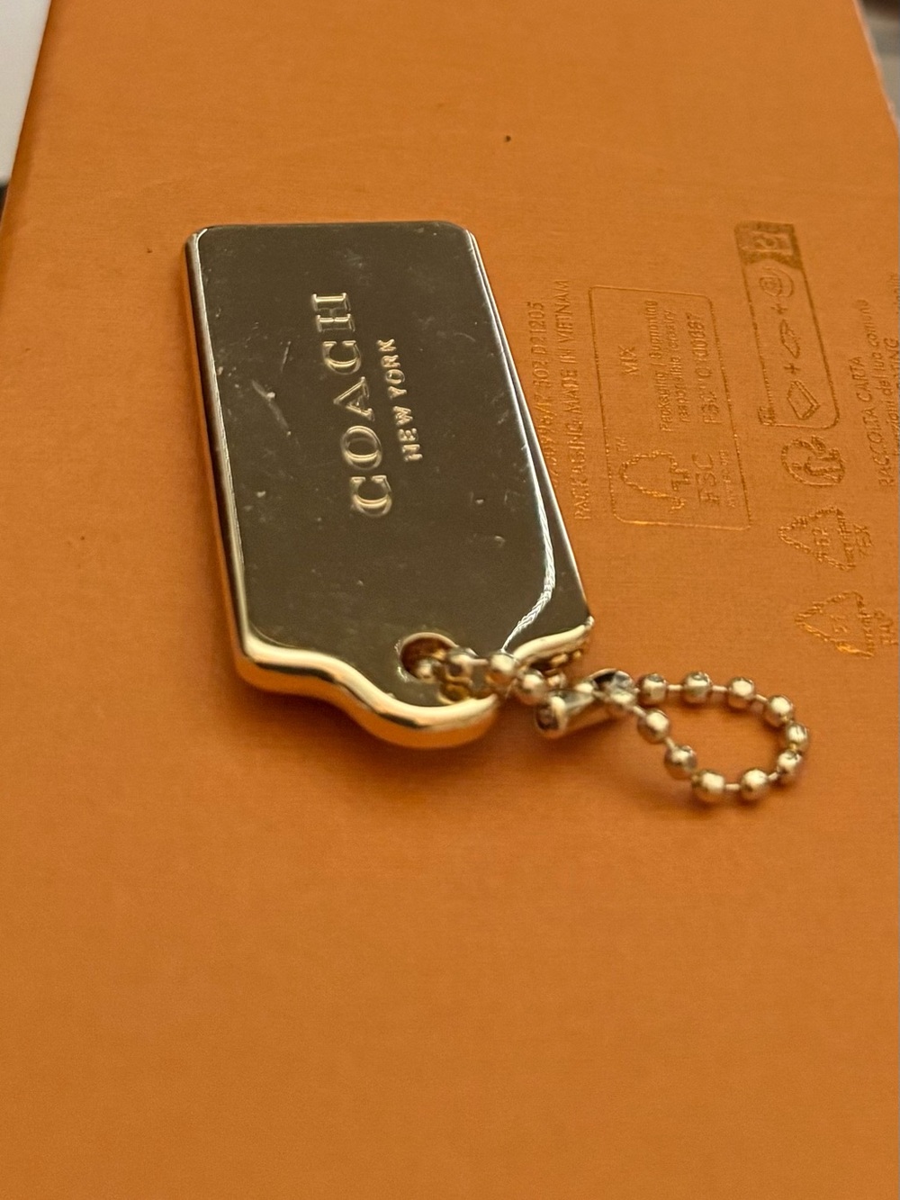 COACH gold Tag for handbag gold with chain -